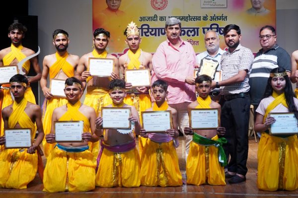 हरियाणा कला परिषद प्रदेश में सांस्कृतिक बयार लाने में निरंतर है प्रयासरत : संजय भसीन